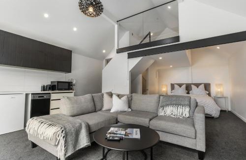Mangawhai Villa | Oceanfront Getaway at The Ridge - 4-Star Guest Rated 9/10