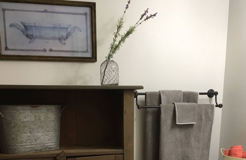 Dripping Springs House | The Riley Place - The perfect Dripping Springs getaway