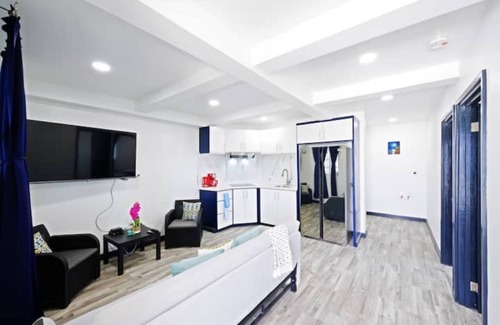 Oistins Apartment | Exceptional Stay at The Rise in Kendal with Pool Access