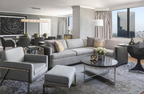 Peachtree Center Hotel | Elegant Stay at The Ritz-Carlton Atlanta - 5-Star Comfort