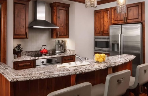 Vail Resort | The Ritz Carlton Club, Vail Colorado (2 Bedroom)