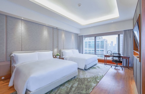 East Kuningan Hotel | Elegant Retreat at The Ritz-Carlton Jakarta, Mega Kuningan