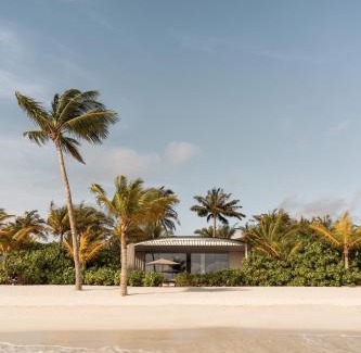 Kanifinolhu Island Resort | Indulge at The Ritz-Carlton Maldives, Fari Islands Retreat