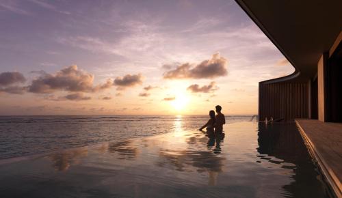 Kanifinolhu Island Resort | Indulge at The Ritz-Carlton Maldives, Fari Islands Retreat