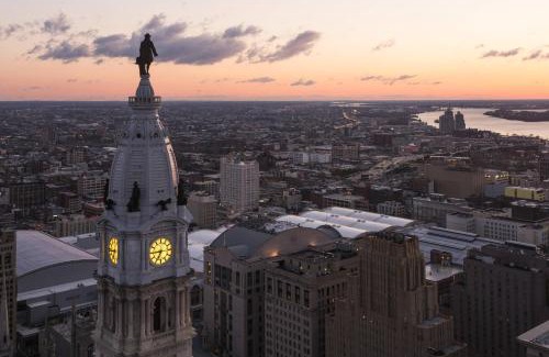 Center City Hotel | Elegant Stay at The Ritz-Carlton, Philadelphia - 5 Star Comfort