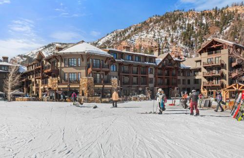 Aspen House | Experience the Ritz-Carlton Club 3 Bedroom Elk Horn Retreat