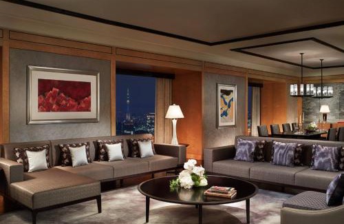 Akasaka Hotel | Experience The Ritz-Carlton, Tokyo: Oceanfront Bliss Awaits