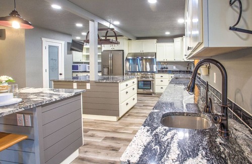 Kalispell Bed & Breakfast | The Ritz Suite at Bed and Breakfast