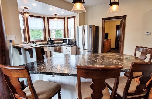 Ohiopyle House | Relax at The River House: 3BR Retreat with Hot Tub