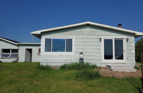 Cheboygan House | Perfect Riverfront Retreat at The River House - 10/10 Rated!