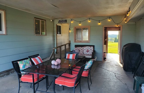 Cheboygan House | Perfect Riverfront Retreat at The River House - 10/10 Rated!