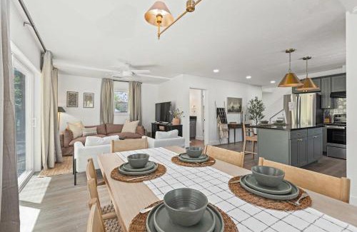 Three Rivers House | Explore The River House: Pet and Child-Friendly Escape