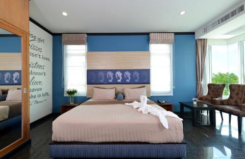 Downtown Krabi House | Inviting Stay at The River Scene with Breakfast Included
