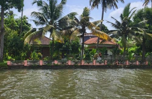 Champakulam Resort | Top-Rated The RiverBells: Family-Friendly & Accessible Stay