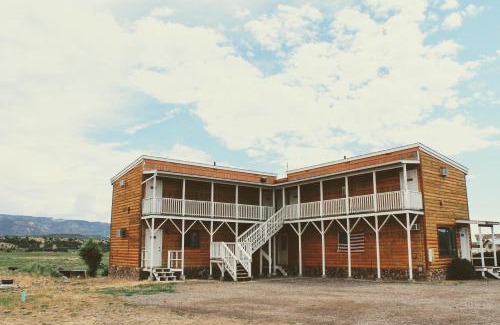 Hatch Hotel | Experience Riverside Ranch Motel: Family & Pet-Friendly Retreat