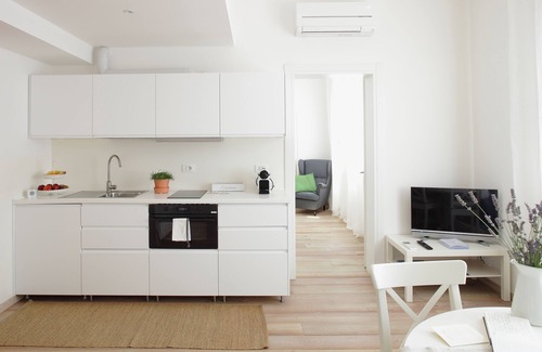 Grantortino di Gazzo Apartment | Discover Riverside Suite & Pool near Venice - Guest Rated 10/10