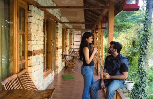 Banjar Hotel | Discover The Riverwalk: Pet-Friendly and Family-Loved Stay