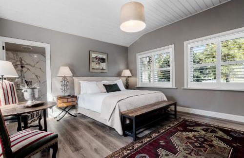 Sandy Bay Bed & Breakfast | Experience The Rivulet: 5-Star Luxury with a 9.4 Rating