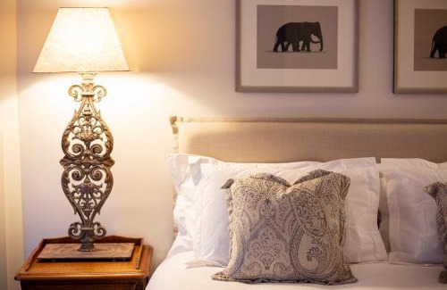 Sandy Bay Bed & Breakfast | Experience The Rivulet: 5-Star Luxury with a 9.4 Rating