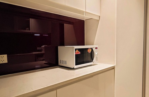 Dong Khoi Apartment | Relax at The Rixx Vincom Center with Pool & Family Amenities