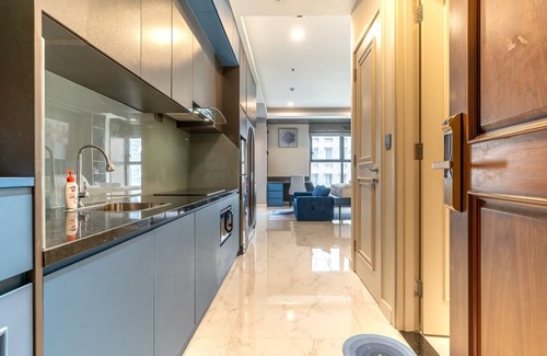 Little Japan Apartment | Relax at The Rixx Boutique: Pool, Gym & Netflix Included