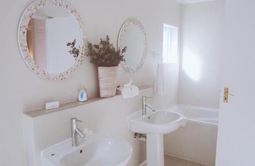 Robberg Beach Cabin | Experience Oceanfront Bliss at Robberg Beach Lodge