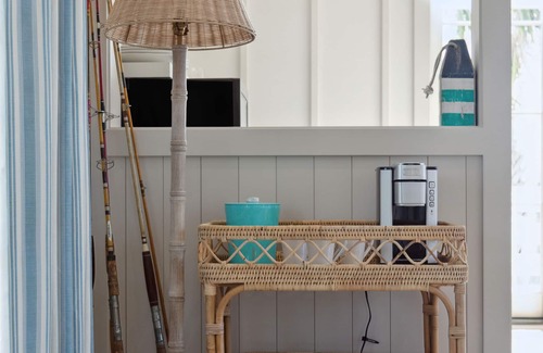 Johns Island House | Experience "The Robin": Creekside Bungalow with EV Charger