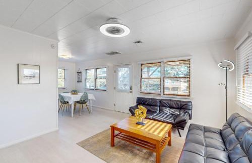 Frisco House | Pet-Friendly Getaway at The Robin's Nest with Pool Access