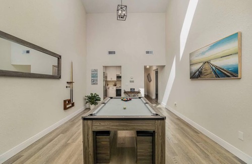 Rockledge House | Discover Comfort at The Rockledge Billiard House