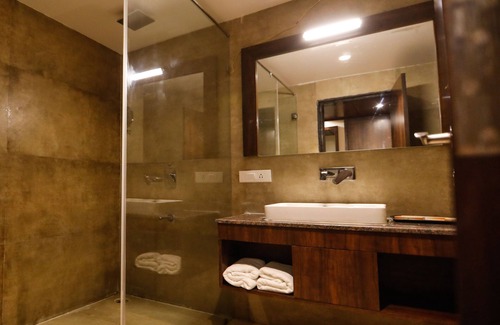 Durg Hotel | Budget-Friendly Escape at The Roman Park with Family Amenities