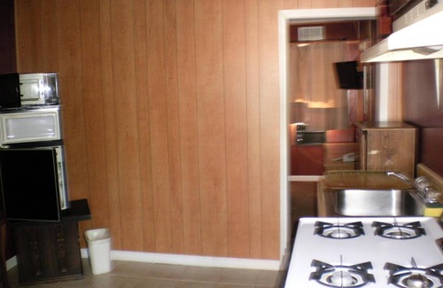 Rome Hotel | Convenient Stay at The Rome Motel with Family-Friendly Amenities
