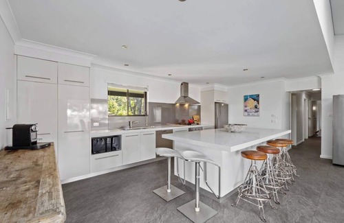 Quedjinup House | The Roo House: Pet Friendly Retreat in Dunsborough
