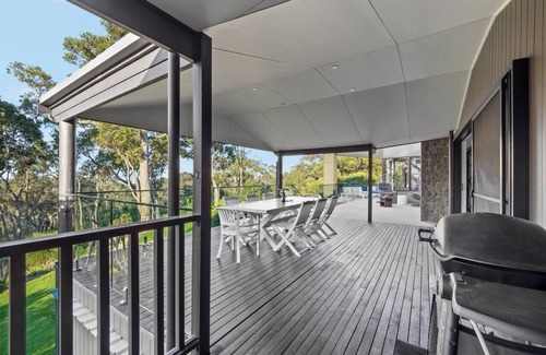Quedjinup House | The Roo House: Pet Friendly Retreat in Dunsborough