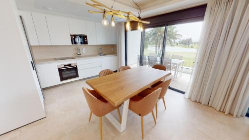 Molinell Apartment | Relax at The Rooftop Los Lagos by Oliva Nova Hotel