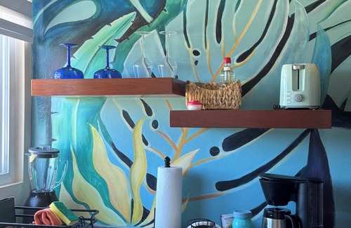 Caye Caulker Apartment | Breathtaking Rooftop Views with Oceanfront Amenities