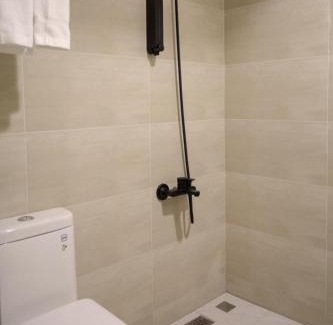 Zhongshan Hotel | Eco-Friendly Comfort at The Rooms Inn - Family Friendly Stay