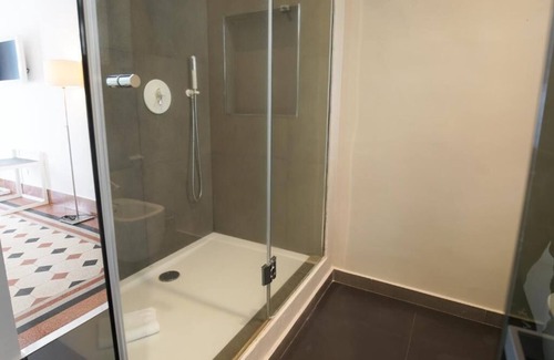 Messina House | Enjoy Relaxing Stays at Piazza Cairoli's Deluxe Rooms