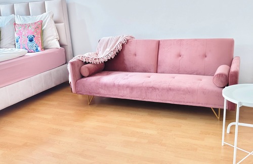 Meidling Apartment | The ROSE Apartment for groups - Schönbrunn Palace
