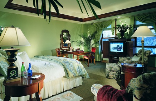 Pleasanton Hotel | Experience Comfort at The Rose Hotel - 4-Star Retreat