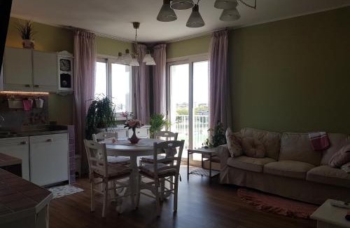Rimini Apartment | Delizioso Attico at The Roses - 4-Star with Hot Tub & More