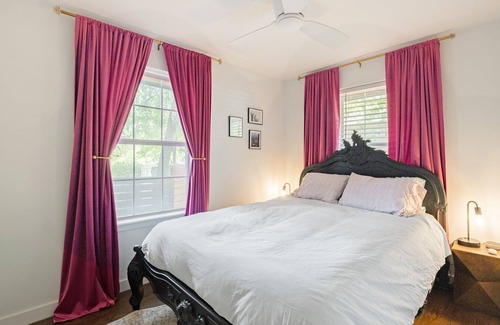 Rosewood House | Relax at The Rosewood: Pool & 5 Minutes to Downtown ATX
