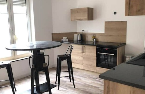 Pont-a-Mousson Apartment | Welcoming Stay at The Rotten House - Family Friendly Retreat