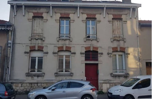 Pont-a-Mousson Apartment | Welcoming Stay at The Rotten House - Family Friendly Retreat