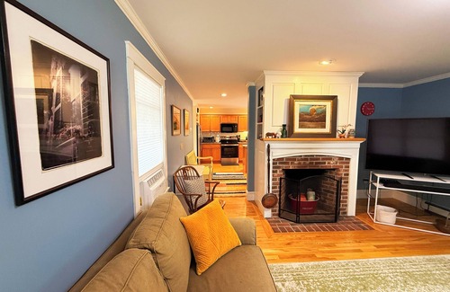 Round Pond House | Discover The Round Pond Getaway at Moxie Cove – 10/10 Rating