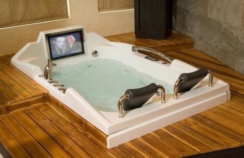 Arenal Hot Springs Resort | Indulgent Stay at The Royal Corin Thermal Water Spa