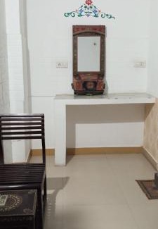 Udaipur House | Pet-Friendly Royal Lake View Villa with Pool & Breakfast