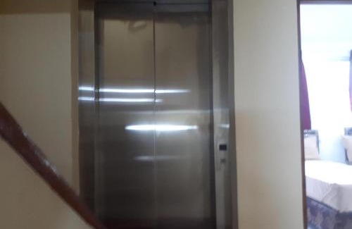 Pettah Hotel | Budget-Friendly Stay at The Royal Motel Colombo