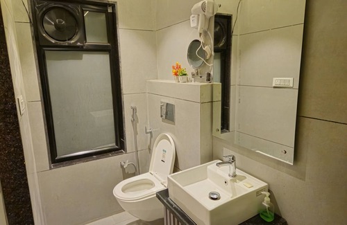 Aligarh Hotel | The Royal Orchid