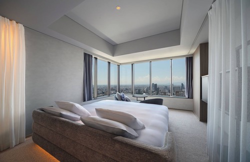 Sakae Hotel | Elegant Stay at The Royal Park Hotel Iconic Nagoya