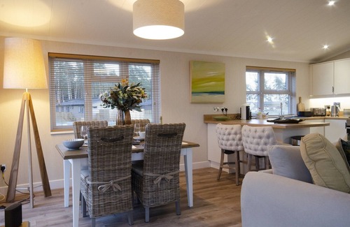 Ryther Apartment | Experience The Rushes at Hollicarrs Holiday Park - 10/10 Stay